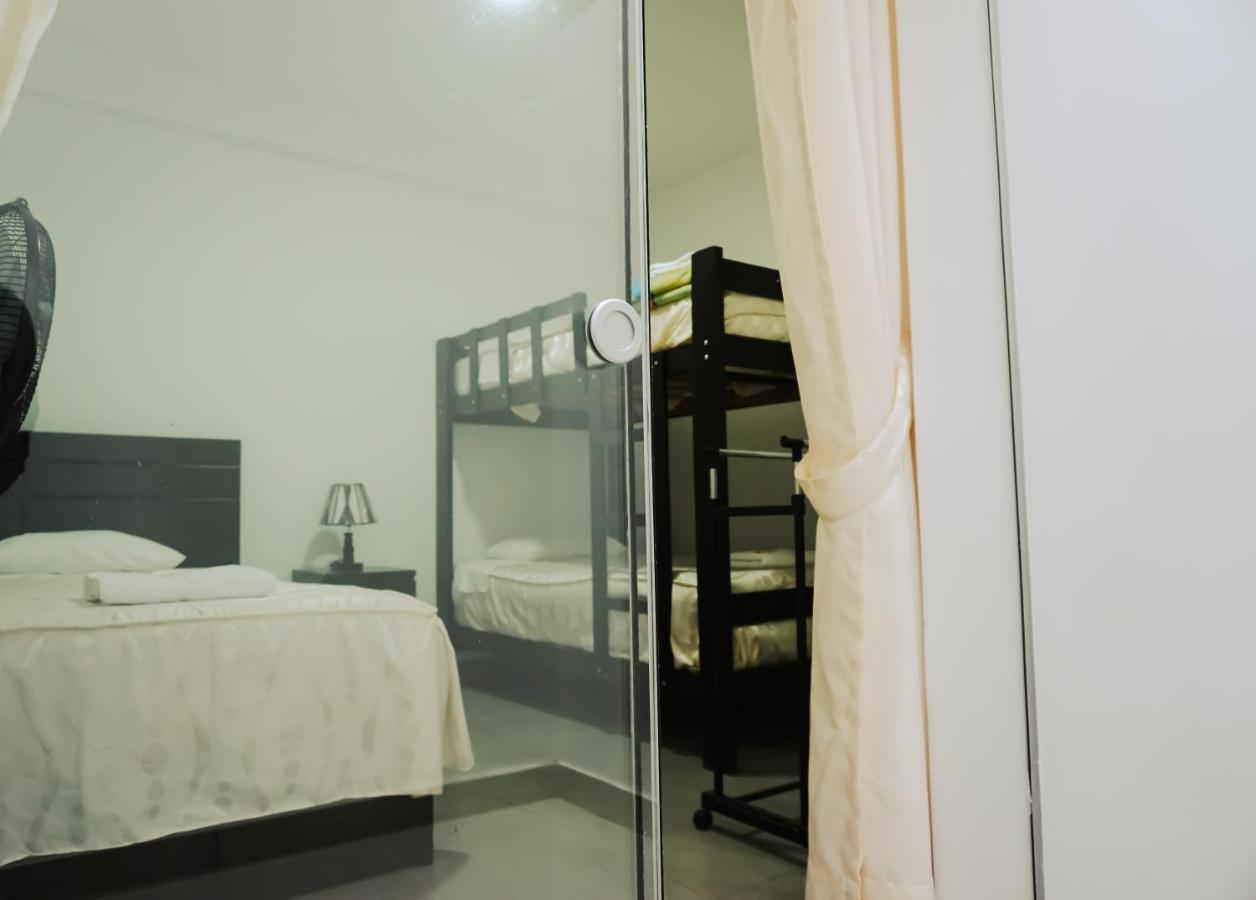 Hotel Hospedaje El Velero à Paracas Extérieur photo